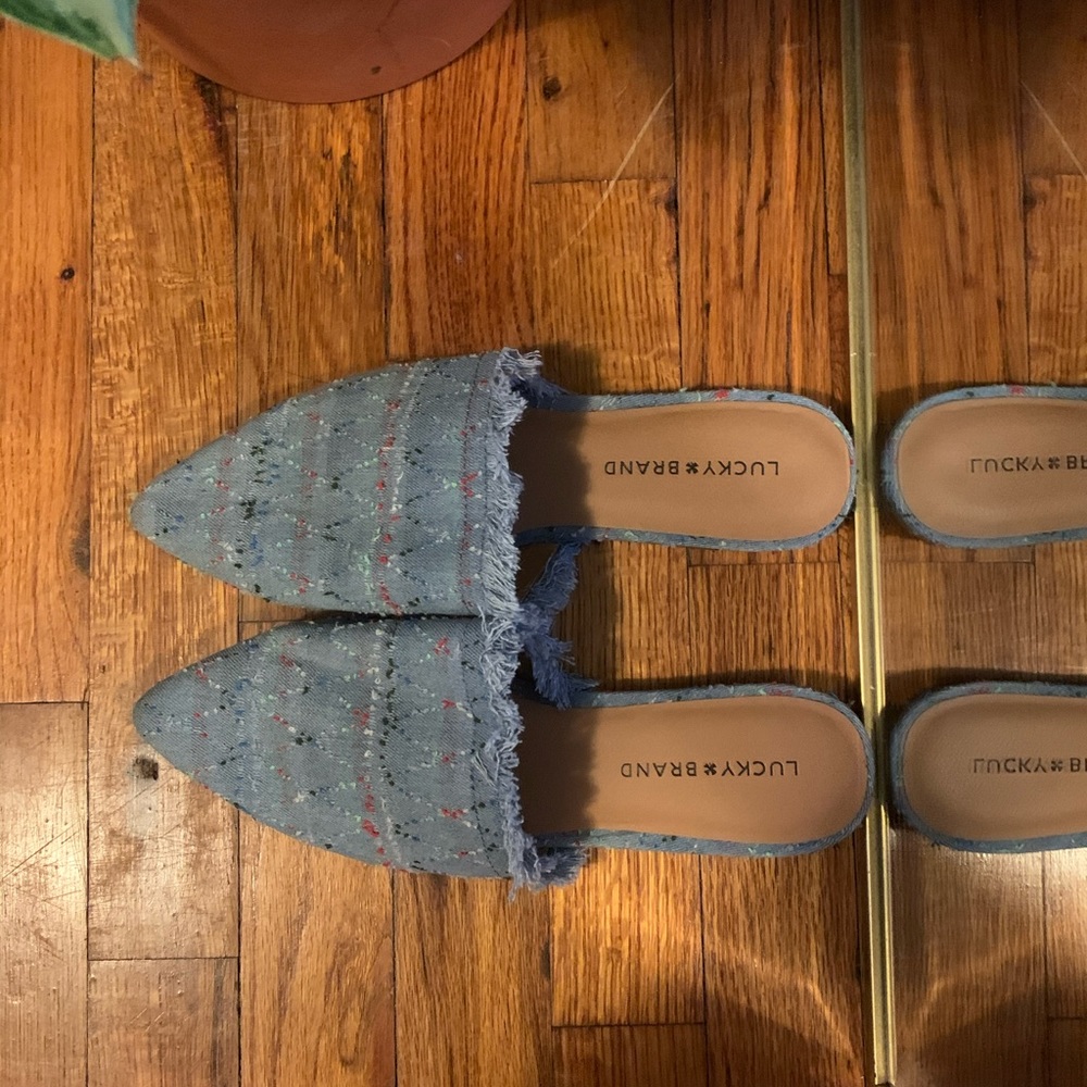 NWOT Lucky Brand Bapsee Light Denim Mules